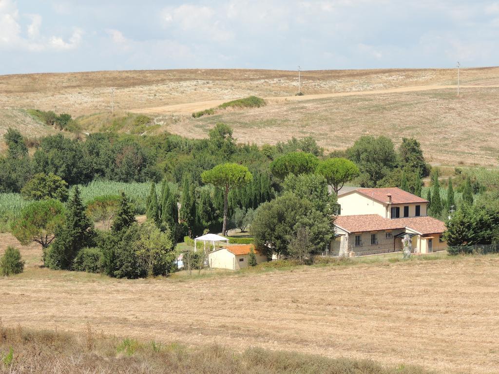 Podere Il Mulino Pieve di Santa Luce Luaran gambar