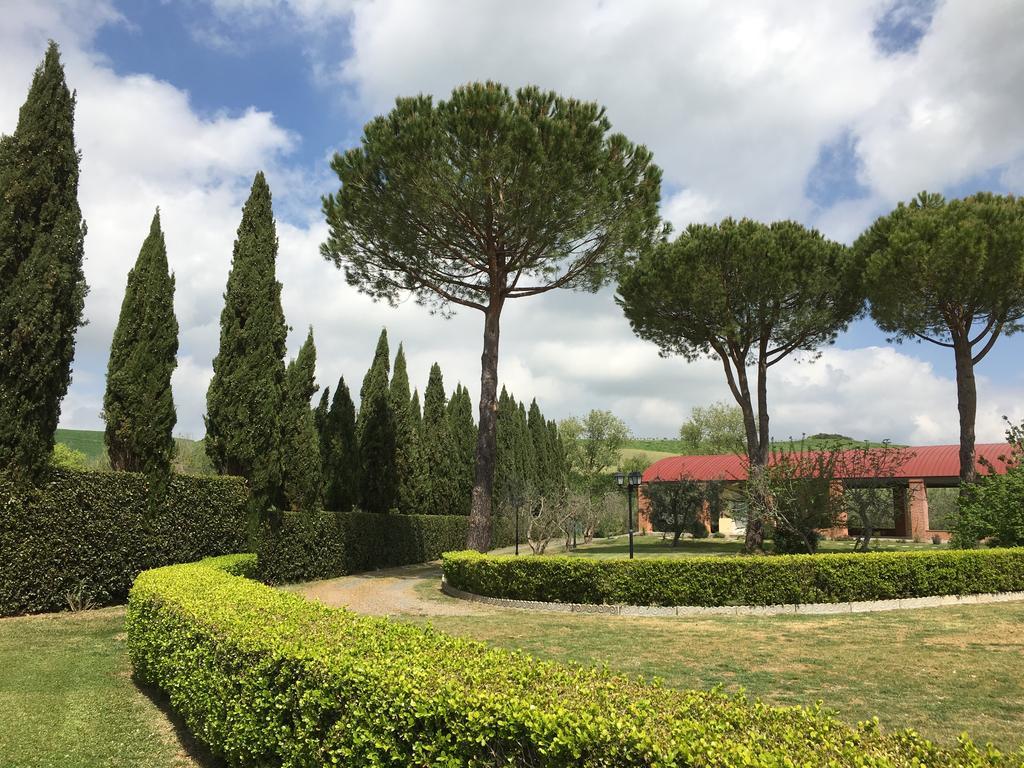 Podere Il Mulino Pieve di Santa Luce Luaran gambar